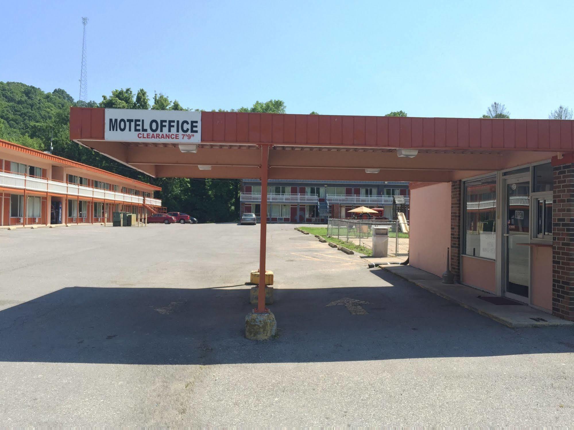 Daniel Boone Motor Inn Pikeville Buitenkant foto